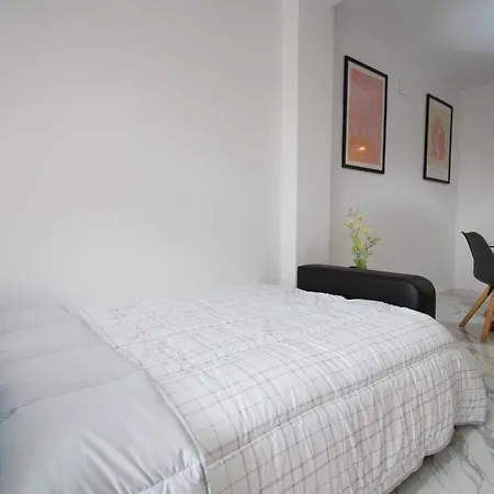 Luminoso Estudio Gran Plaza Apartment Sevilla
